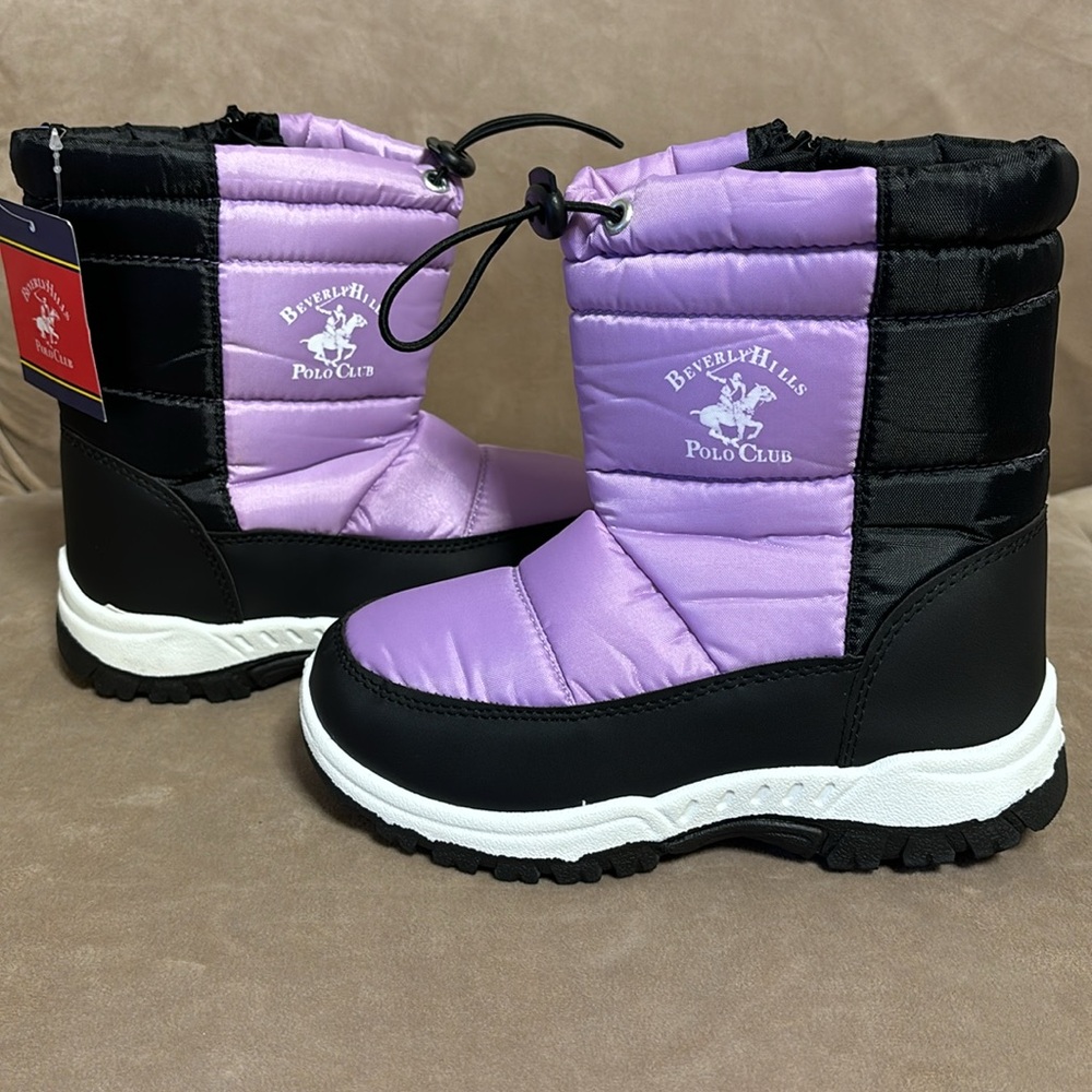 Girls Slip-Resistant & Insulated Snow boot-Size one